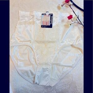 💐Selina  lace high waist Briefs Tummy control 3XL